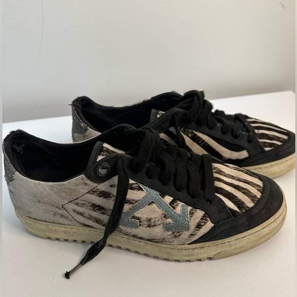 ORIGINAL off white shoes- zebra print - size 8 - Picture 8 of 8